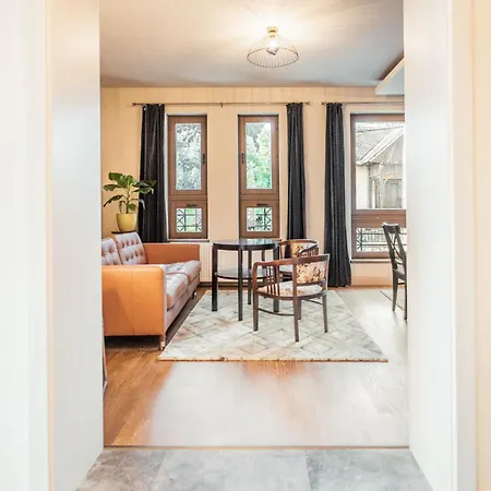 Vendeghaz A Tabornokhoz *