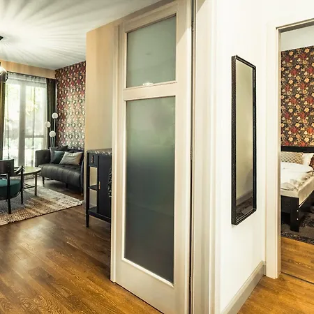 Vendeghaz A Tabornokhoz Apartment