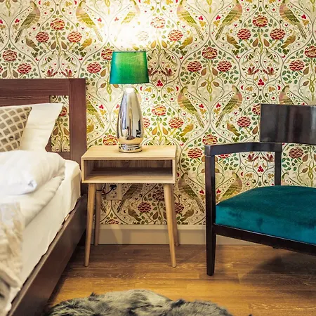 Vendeghaz A Tabornokhoz * Visegrád